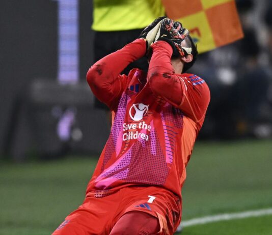 Juventus give away the first half of Coppa quarterfinal and fall to Empoli on penalties