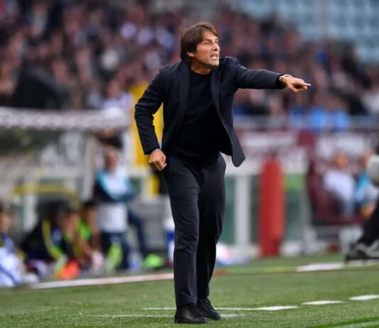 Napoli boss Antonio Conte hits out at Eintracht Frankfurt for defensive tactics