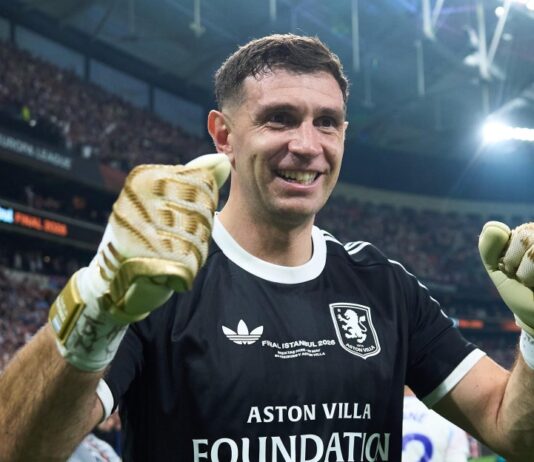 Reports: Juventus agree to personal terms with Emi Martinez on three-year deal