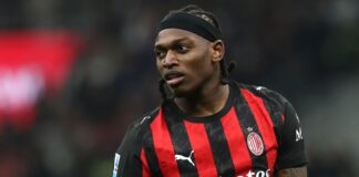 Milan slap €40m price tag on Rafael Leao