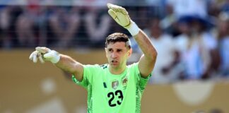 Reports: Juventus contact Emi Martinez again after Aston Villa make move for Zion Suzuki